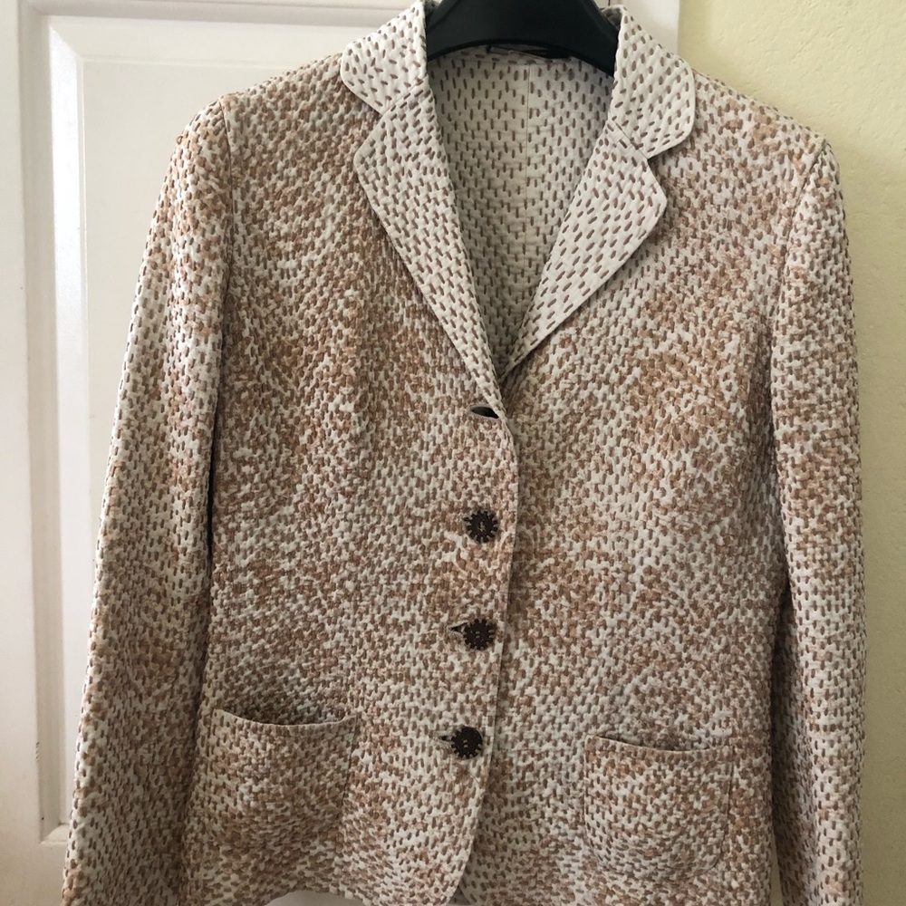 ELIE TAHERI excellent condition coat.